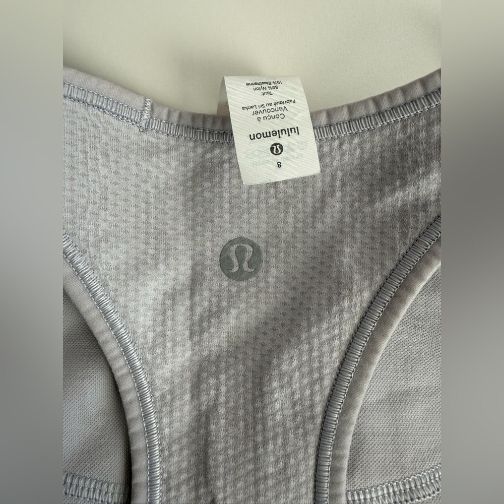 Lululemon Ebb to Train Bra Medium Support, C Cup - Picture 5 of 8